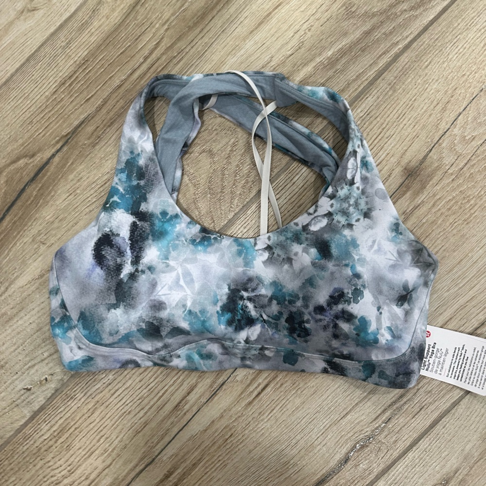 Lululemon bra NWT